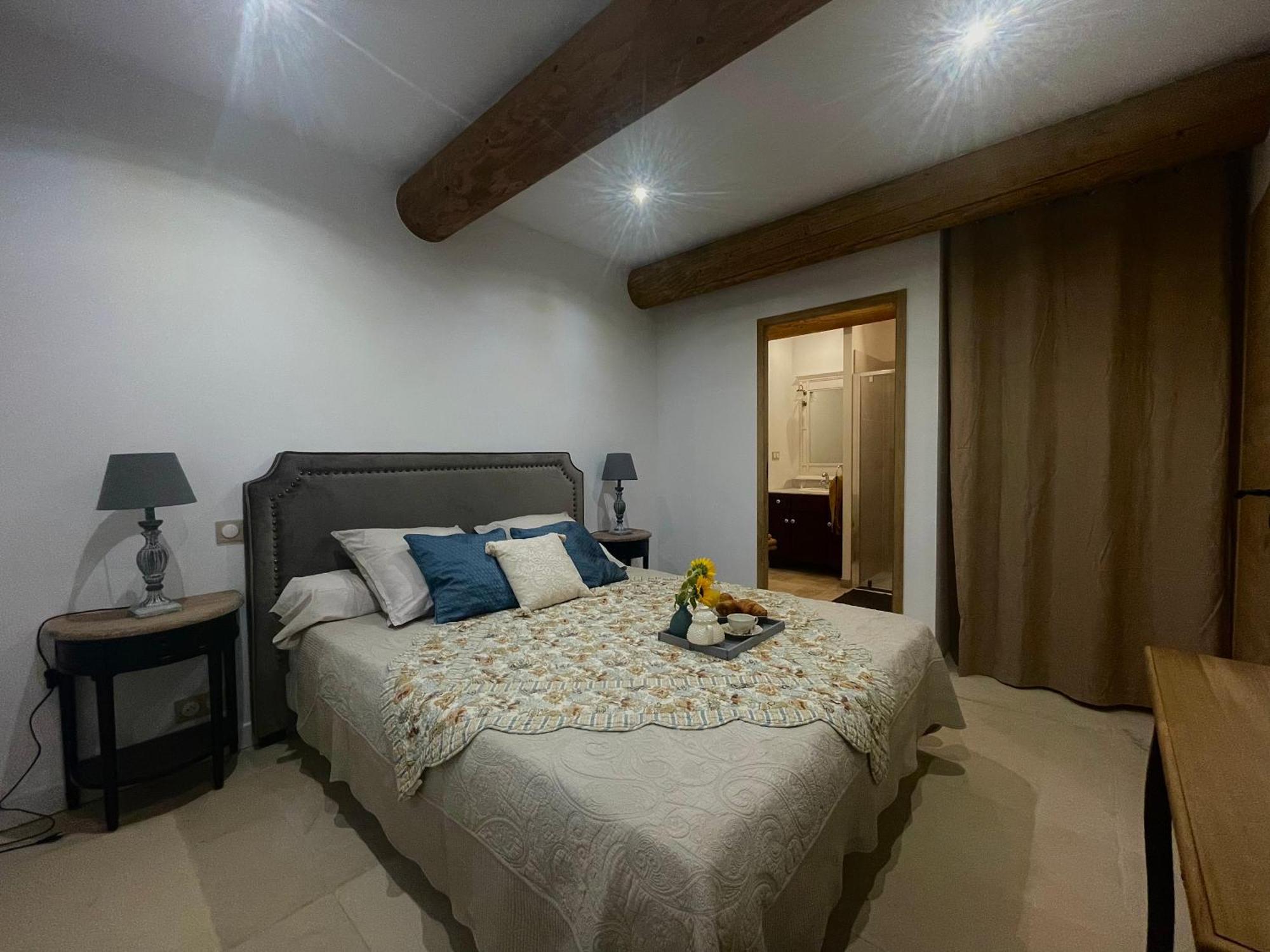 Les Mazets Du Pas Hotel Greoux-les-Bains Bagian luar foto