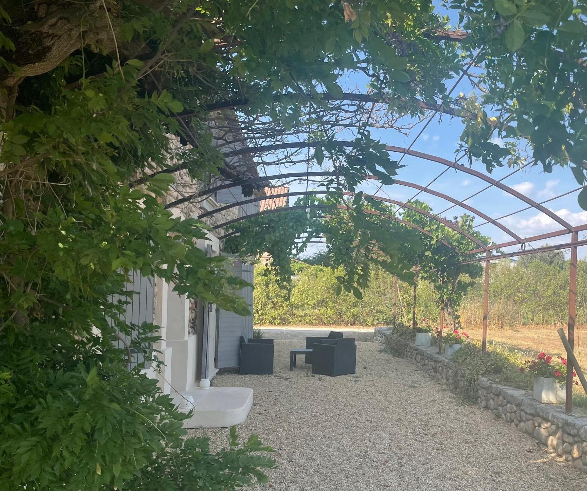 Les Mazets Du Pas Hotel Greoux-les-Bains Bagian luar foto